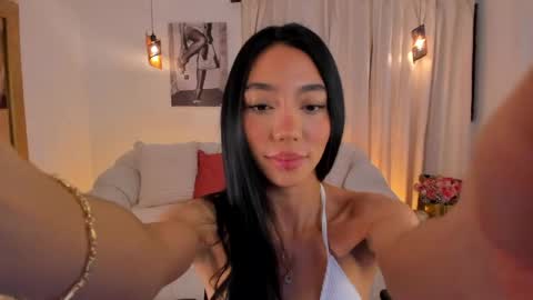 ISABELLA  online show from 04/11/26, 03:16