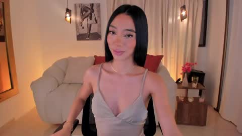 ISABELLA  online show from 05/09/26, 04:34