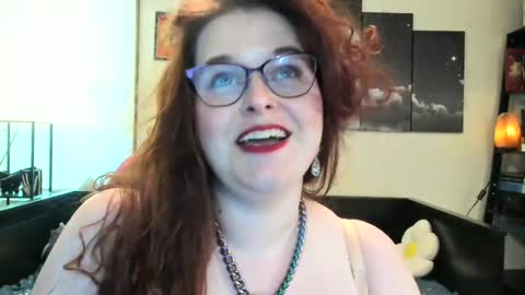 isabellamariedarcy online show from 06/15/26, 08:33