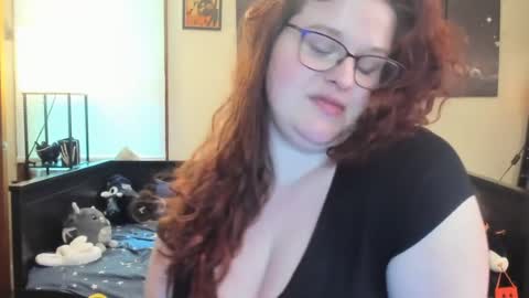 isabellamariedarcy online show from 06/17/26, 03:46