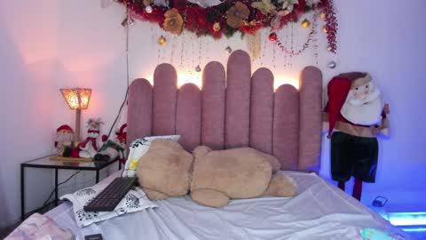  Martina  IG martissmith01 online show from 01/07/25, 12:03