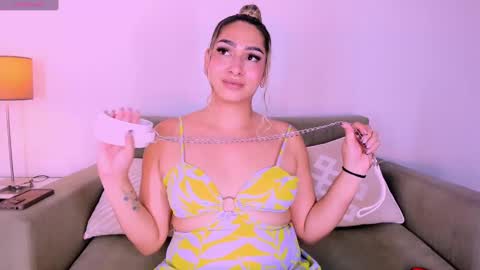  Martina  IG martissmith01 online show from 02/12/25, 07:44