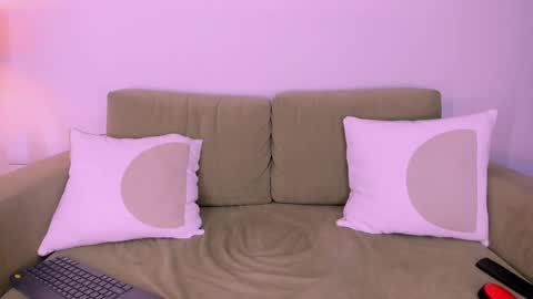  Martina  IG martissmith01 online show from 03/10/25, 08:48