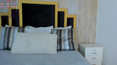 Snapshot of isabellasouza chatting on 12/04/25, 08:06 online show from 12/04/25, 08:06