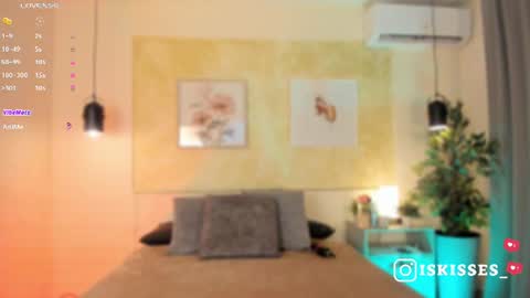Snapshot of isabellasweet__ chatting on 07/08/26, 04:06 online show from 07/08/26, 04:06