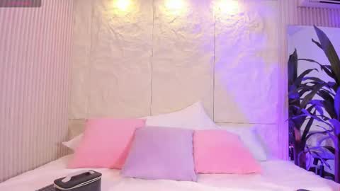 Isa  online show from 09/21/25, 04:25