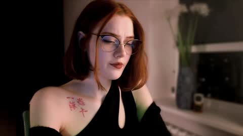 Snapshot of isabelle_stern chatting on 12/09/24, 02:28 Madame Isabelle online show from 12/09/24, 02:28