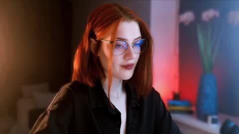 Snapshot of isabelle_stern chatting on 01/03/25, 03:33 Madame Isabelle online show from 01/03/25, 03:33