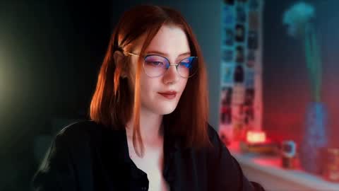 Snapshot of isabelle_stern chatting on 02/03/25, 03:27 Madame Isabelle online show from 02/03/25, 03:27