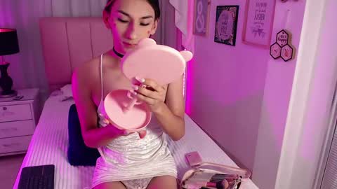 Isabelle Daza online show from 04/17/26, 12:08