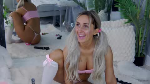 IsabelleEthan online show from 06/21/26, 11:51