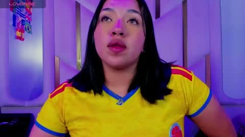 isabellrodriguez18 online show from 06/28/26, 04:07