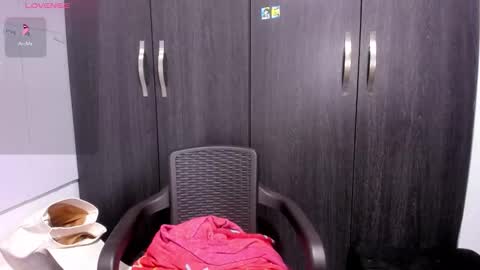 Snapshot of isabelprietoo chatting on 02/01/26, 04:11 Isa online show from 02/01/26, 04:11