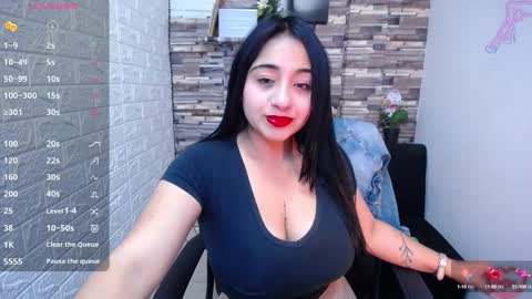 Snapshot of isabelsaenzxx chatting on 10/05/25, 12:58 Hi there im Isabelsaenzxx online show from 10/05/25, 12:58