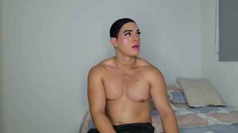 Snapshot of isahilton1 chatting on 02/11/26, 11:59 Isabella Hilton online show from 02/11/26, 11:59