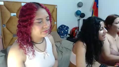 isamoonx online show from 04/27/26, 12:58