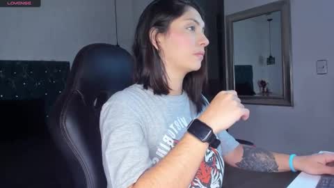 Snapshot of isarogers_dl chatting on 01/27/25, 11:22 isabel online show from 01/27/25, 11:22