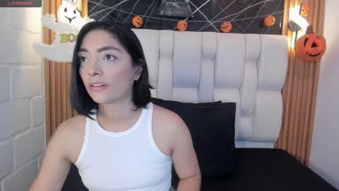 Snapshot of isarogers_dl chatting on 10/11/25, 10:08 isabel online show from 10/11/25, 10:08