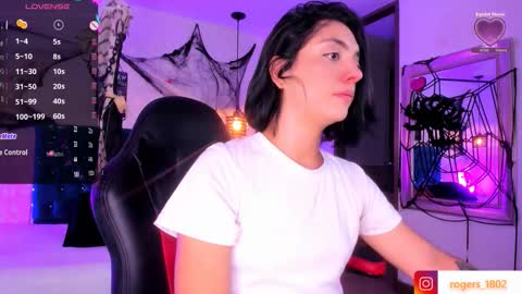 Snapshot of isarogers_dl chatting on 10/17/25, 08:55 isabel online show from 10/17/25, 08:55