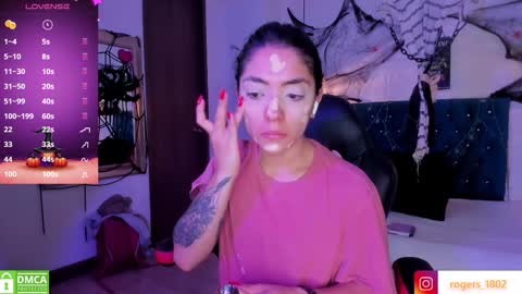 Snapshot of isarogers_dl chatting on 10/30/25, 10:27 isabel online show from 10/30/25, 10:27