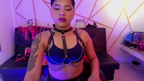 isabela online show from 10/02/25, 11:34