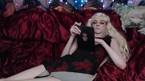 Snapshot of iselestias chatting on 02/16/26, 10:50 Sele online show from 02/16/26, 10:50