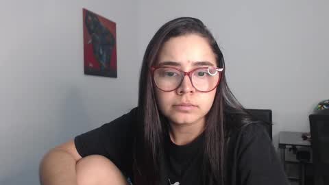 Emma online show from 02/09/25, 03:22