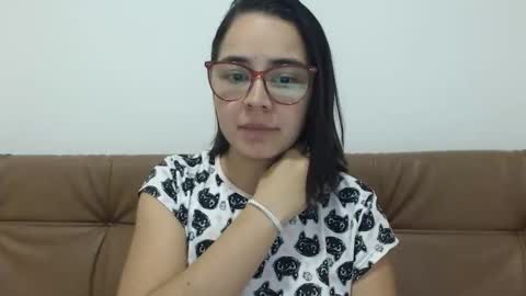 Emma online show from 10/27/25, 02:37