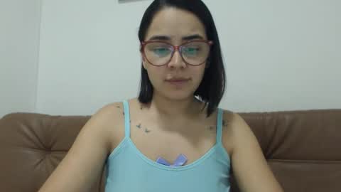 Emma online show from 11/11/25, 03:39