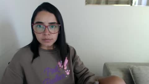 Emma online show from 06/11/26, 02:59