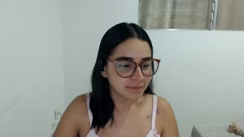 Emma online show from 06/17/26, 03:42