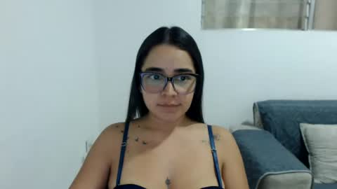 Emma online show from 06/29/26, 01:12