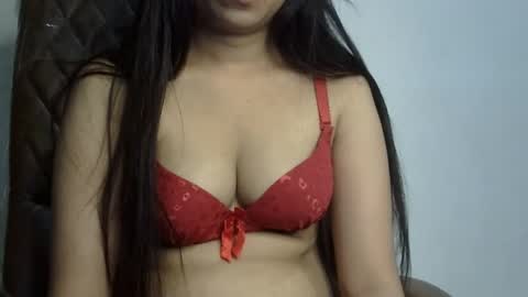 Snapshot of ishika_ishu chatting on 10/15/25, 11:05 ishika_ishu online show from 10/15/25, 11:05
