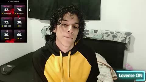 Isidro online show from 10/07/25, 03:14