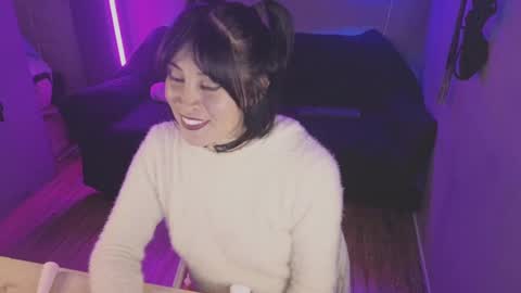 Snapshot of isis_diosa chatting on 03/12/25, 09:35 Ana Maria online show from 03/12/25, 09:35