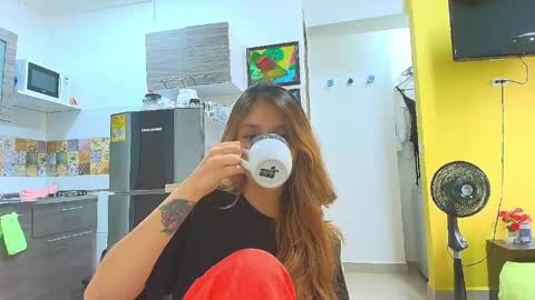 Alaya online show from 05/13/26, 01:41
