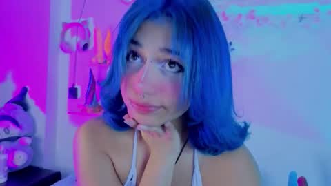 Snapshot of isisjones18 chatting on 01/08/26, 07:38 Isisjones18 online show from 01/08/26, 07:38