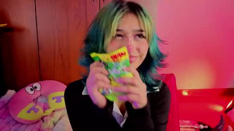 Isisjones18 online show from 05/07/26, 03:01