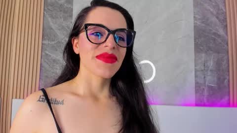 Isis Noir online show from 09/24/25, 12:19