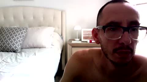 Snapshot of isjustd chatting on 09/27/25, 06:57 isjustd online show from 09/27/25, 06:57