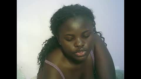 Snapshot of isla_booby chatting on 05/18/26, 05:35 isla_booby online show from 05/18/26, 05:35