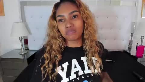 Vanessa online show from 06/21/26, 11:35