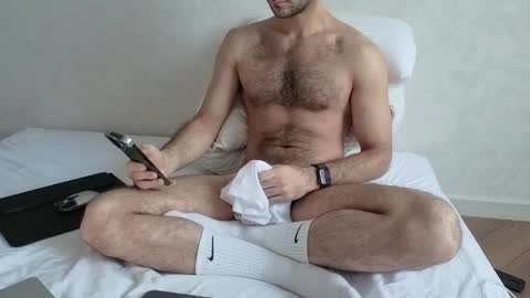 Snapshot of islam_20 chatting on 01/10/26, 07:43 islam online show from 01/10/26, 07:43