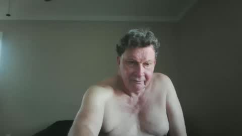 island625103 online show from 11/02/25, 08:33