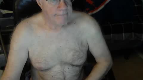 Snapshot of islesman22 chatting on 02/16/25, 11:16 islesman22 online show from 02/16/25, 11:16