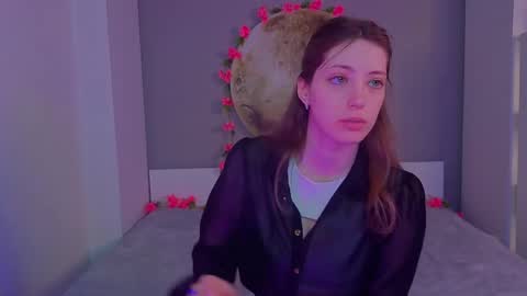 Emilia online show from 03/18/26, 06:16