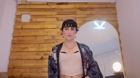 Isol online show from 04/17/26, 11:41