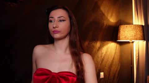 Snapshot of isoldebliss chatting on 02/03/25, 11:42 IsoldeBliss online show from 02/03/25, 11:42