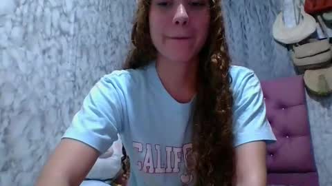 Snapshot of issa30213 chatting on 02/10/25, 01:24 Issa online show from 02/10/25, 01:24