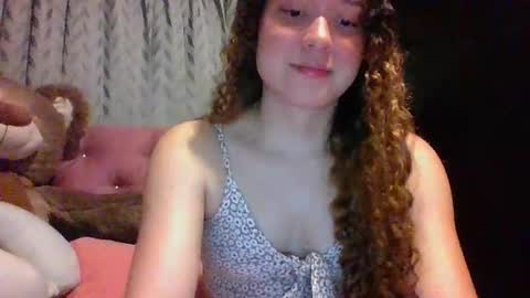 Snapshot of issa30213 chatting on 11/16/25, 05:35 Issa online show from 11/16/25, 05:35